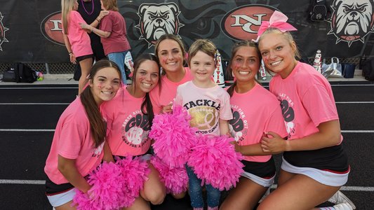 Meeting&#x20;the&#x20;NGHS&#x20;cheerleaders&#x20;after&#x20;doing&#x20;the&#x20;coin&#x20;toss&#x20;on&#x20;the&#x20;night&#x20;she&#x20;was&#x20;the&#x20;honorary&#x20;football&#x20;captain