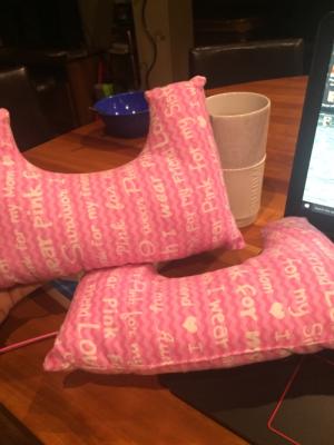 My "Armpit pillows" that Tami brought me. (her friend made them)  they are more comfy than the others since they contoured.  My new best friends :)