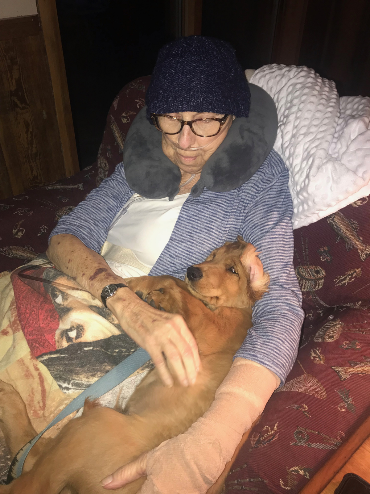 Redgie giving Grammy some love.