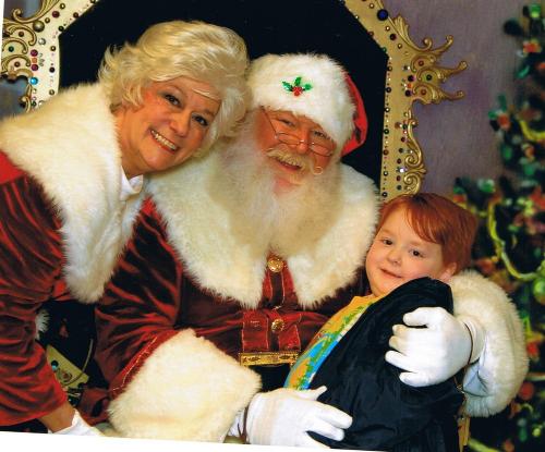Collin with Santa & Mrs. Clause @ Children's Hospital in Birmingham.  12/12/08