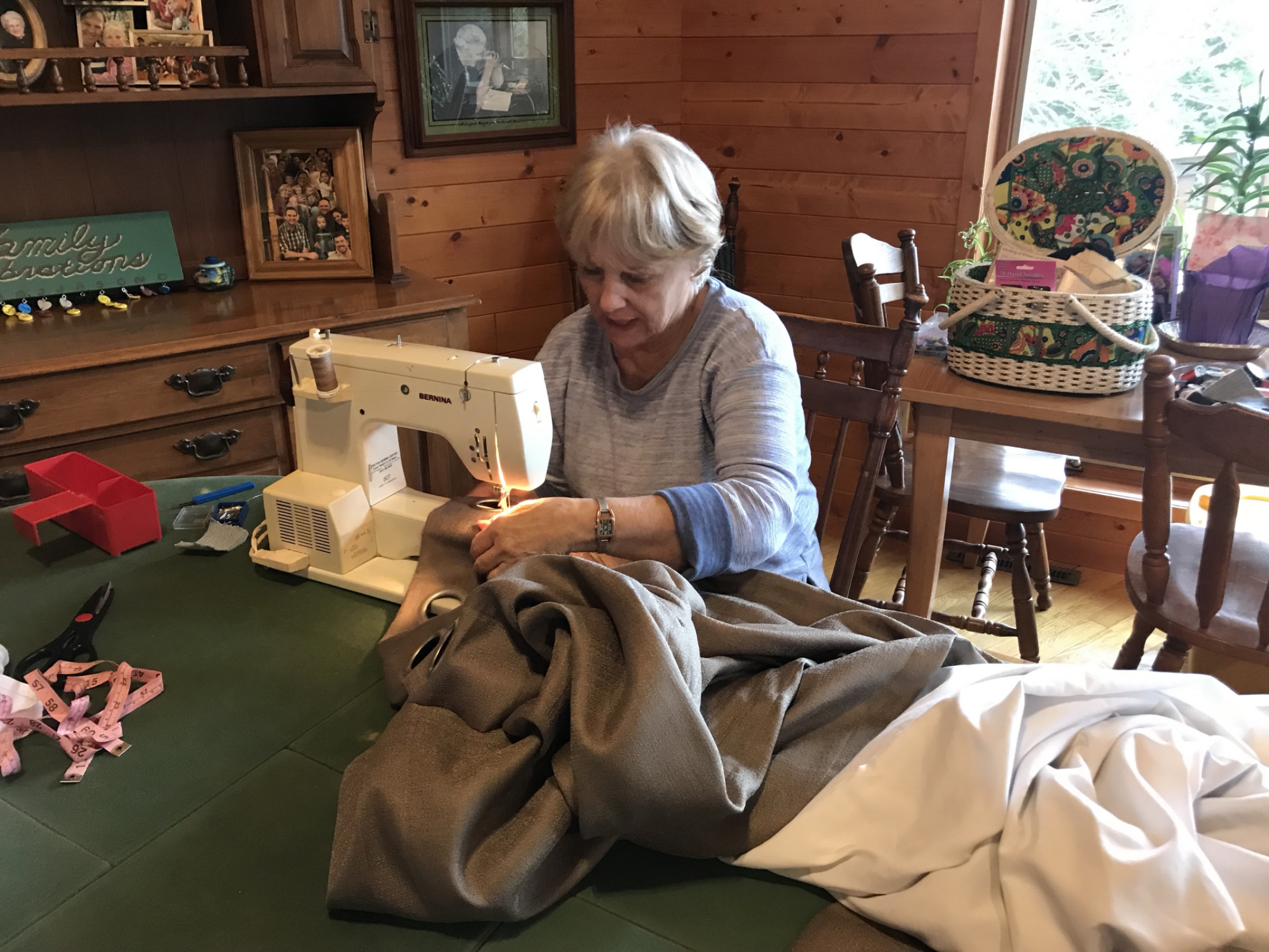 Sister-in-love Jeannie sews drapes for our office/bedroom.